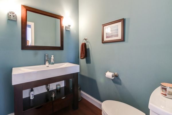 Cost of Powder Room Construction in Burnsville